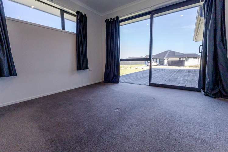 8 Holly Robinson Place Hokitika_12
