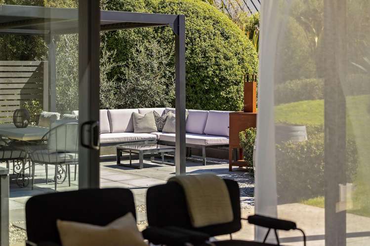 6 Pendeen Crescent Jacks Point_23