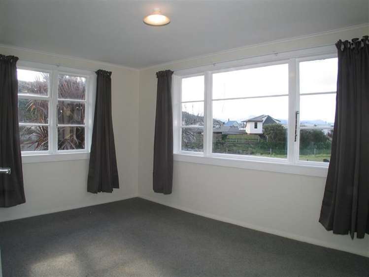 261a Waikawa Road Waikawa_7