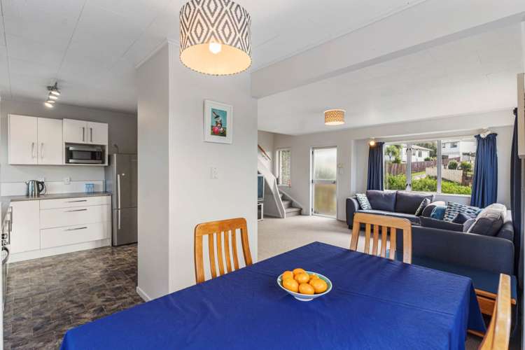 8 Tetrarch Place Totara Vale_7