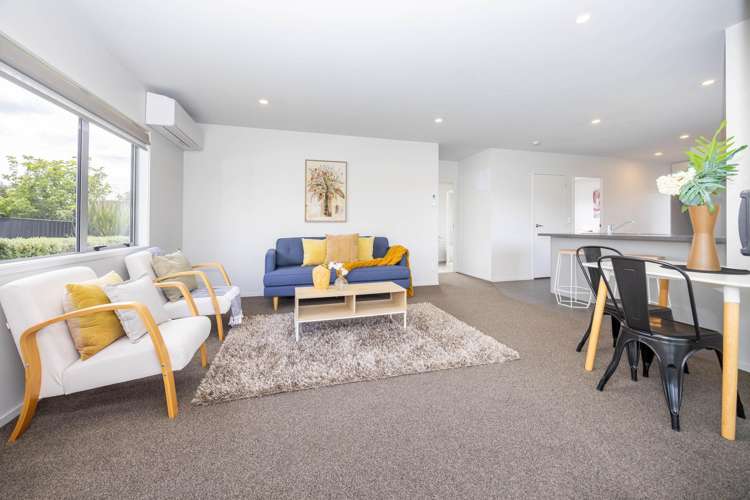 72 Great South Road_5