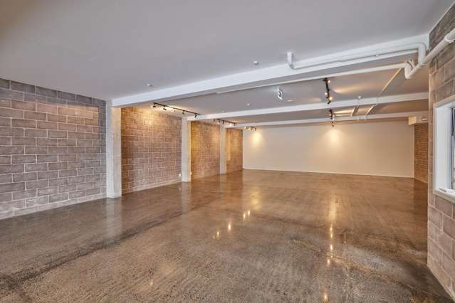 20 Newton Road Newton_2