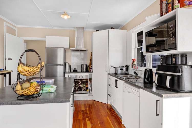 8 Pacey Avenue Hawera_11