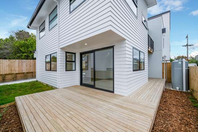 Brand New Home - No Fixing Required!