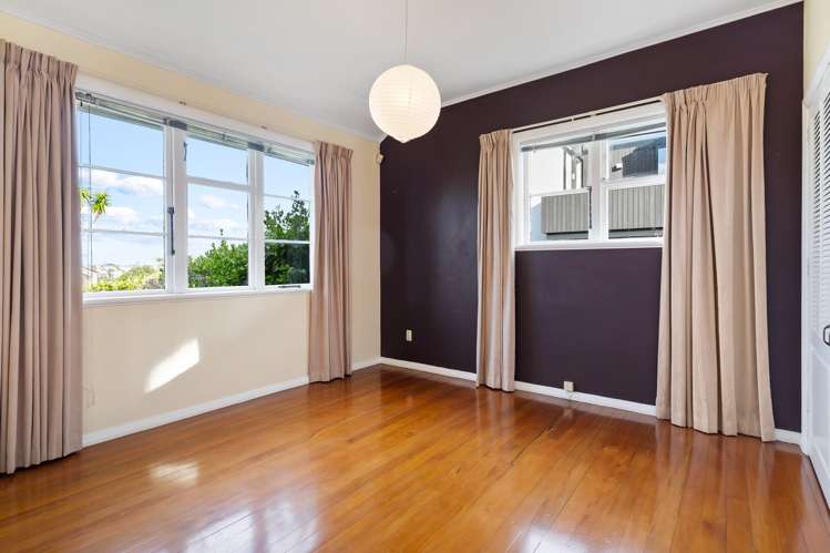 38 & 38A Te Arawa Street Orakei_11