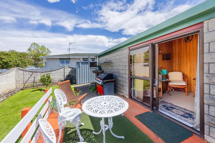 15A Holyrood Terrace Waipukurau_16