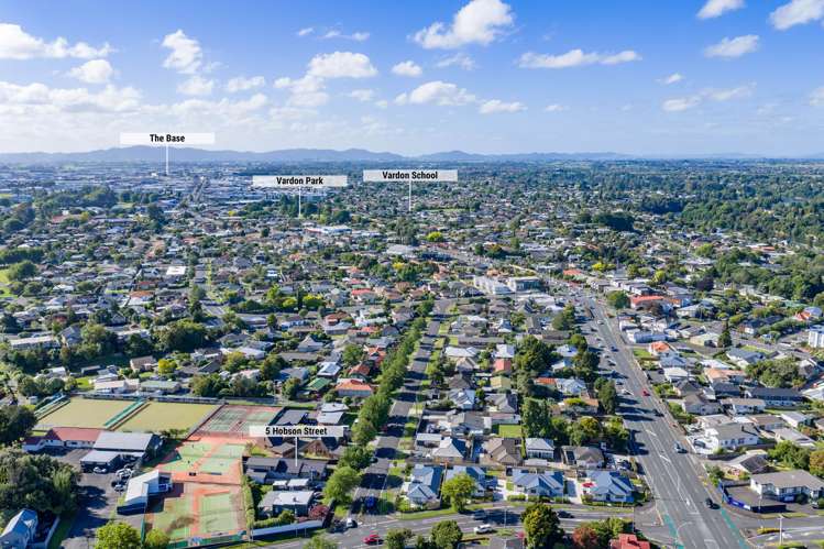 5 Hobson Street Maeroa_38