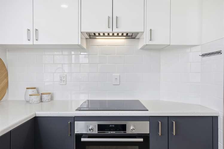 678B Te Atatu Road Te Atatu Peninsula_6