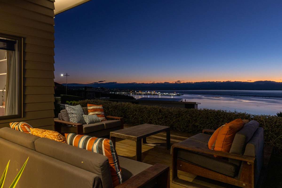 3 Lighthouse View_5