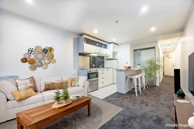 502/53 Cook Street City Centre_3