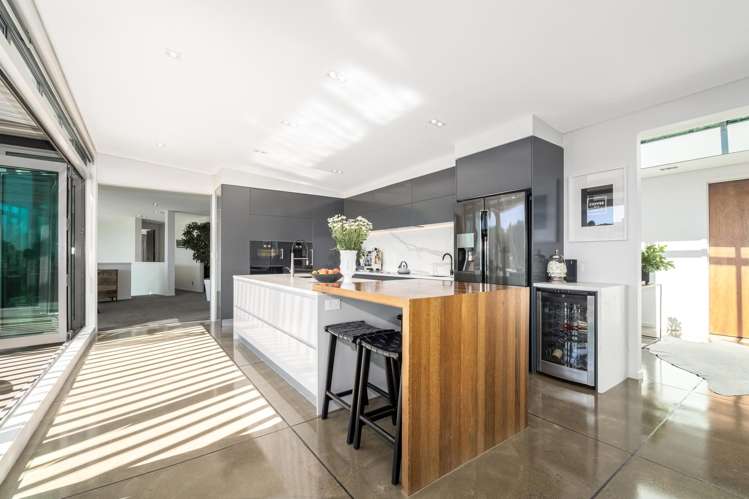 32 Roys Road Plimmerton_7