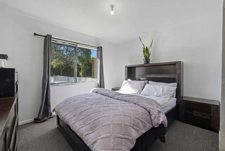 32A Maplesden Drive Clendon Park_6