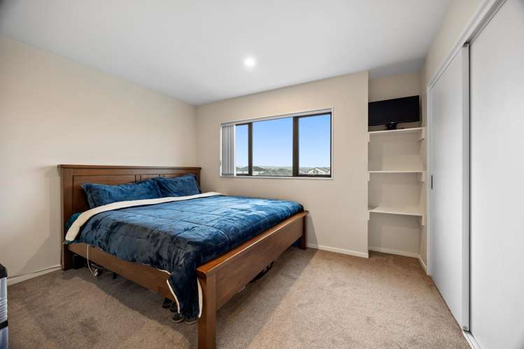 8 Freshland Drive Flat Bush_10