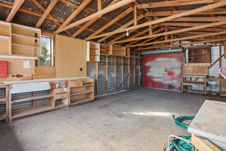 64 New Renwick Road Burleigh_18