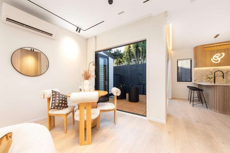 4b Lyford Crescent Sunnynook_11