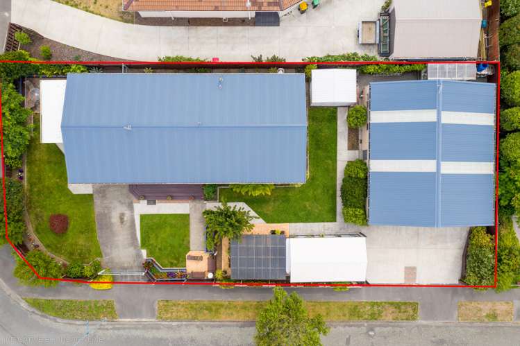 1 Tapiri Street Parklands_22