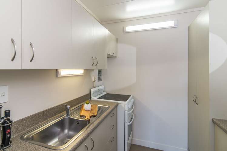 84/70 Hobson Street Thorndon_4