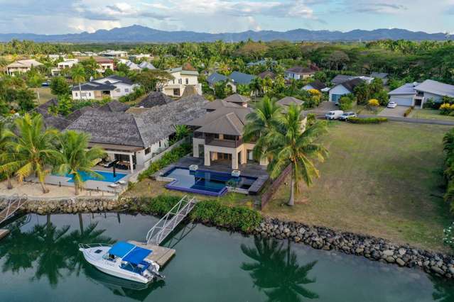 STUNNING ARCHITECT-DESIGNED LUXURY WATERFRONT VILLA ON DENARAU ISLAND