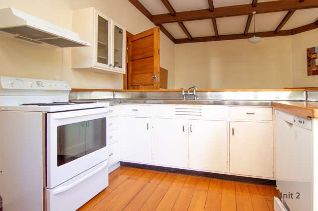 2/353 Featherston Street 10930_1