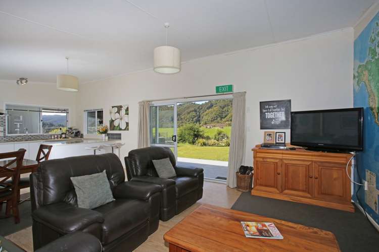 81 Ti Tree Way Hunua_7