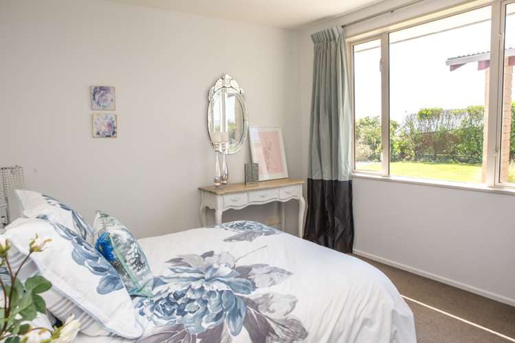 12 Karoro Place Karoro_9