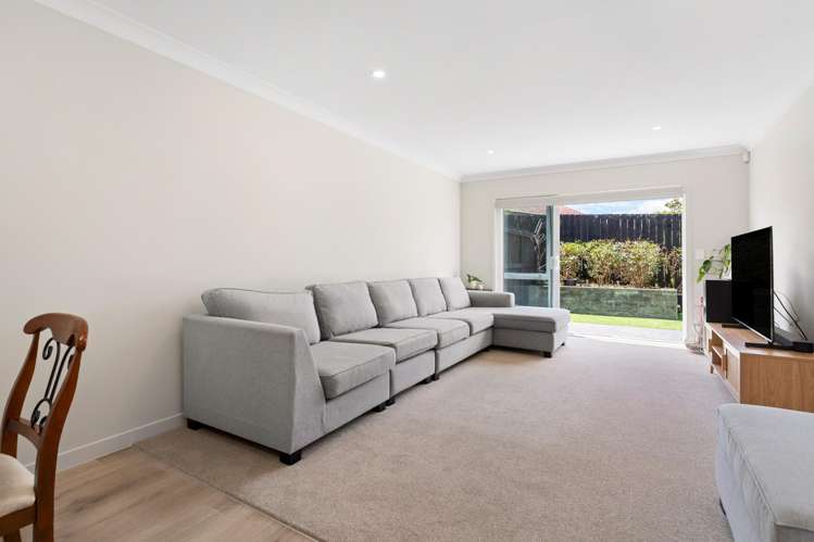 74 Paretaiuru Crescent Papakura_6