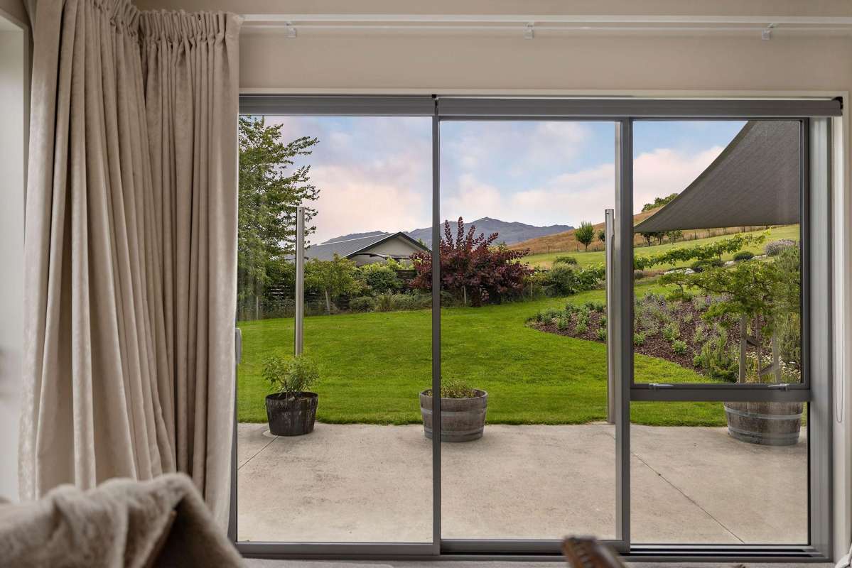 44 Springbank Grove_2