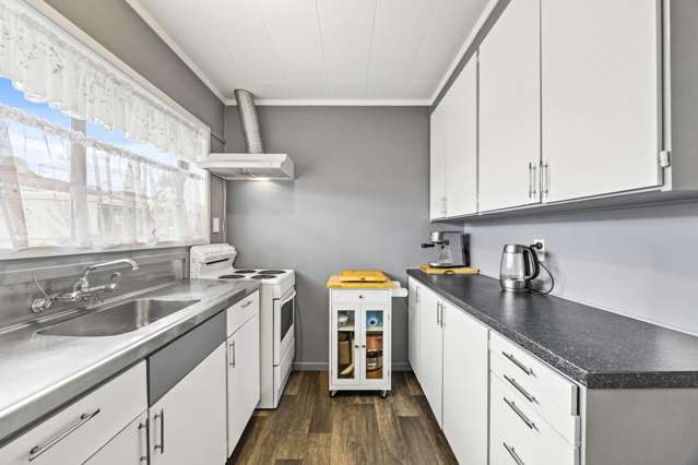 2/39 Blacklock Avenue Henderson_2