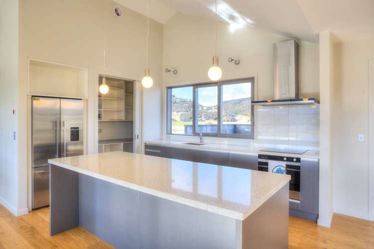 8 Willow Lane Acacia Bay_5