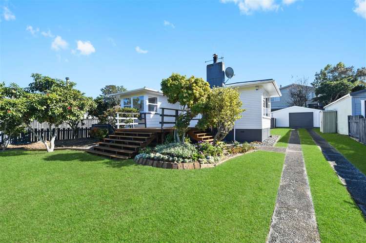 16 Manapouri Place Glenview_0