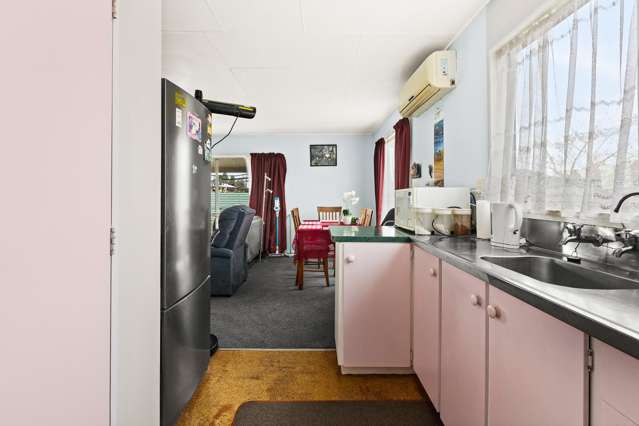 911 Collinge Road Mayfair_2