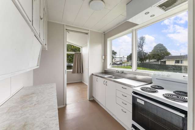 134 Mahia Road Wattle Downs_3