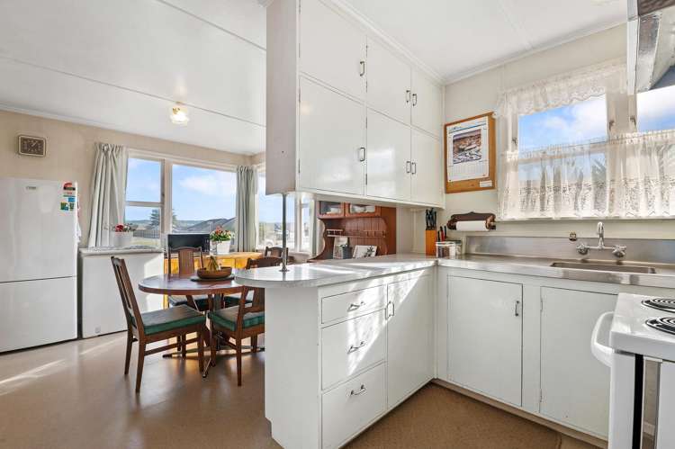 6 Brent Road Owhata_7