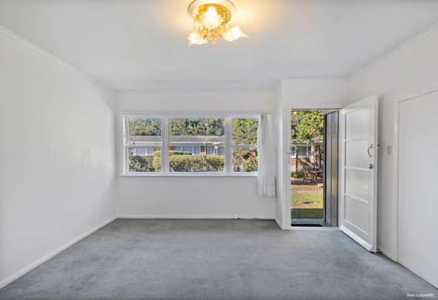 2/11 Oakland Avenue Papatoetoe_2