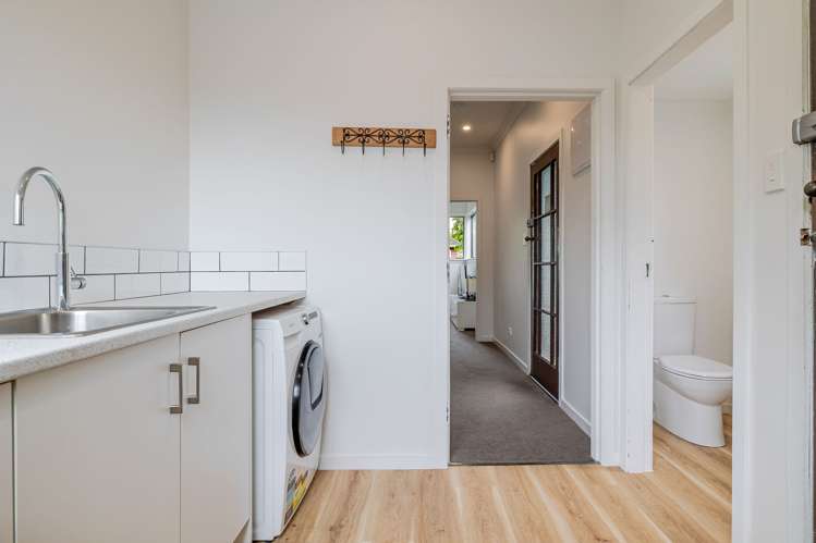 38 Savage Crescent West End_8