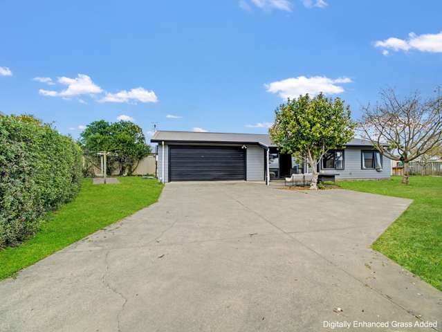 Big Lawn. Easy Living. Plenty of Room to Enjoy.