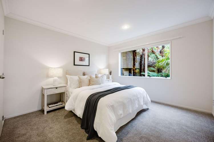 54 Leafield Crescent Henderson_14