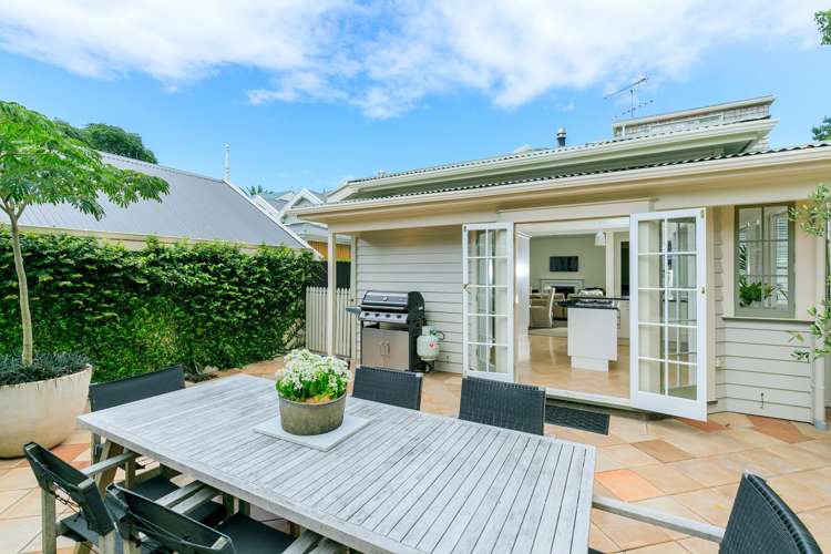 32 Cheltenham Road Devonport_20