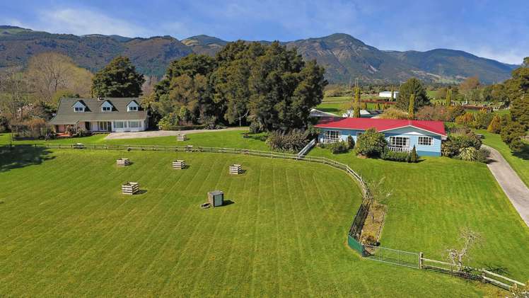 17 Hamama Road Takaka_21