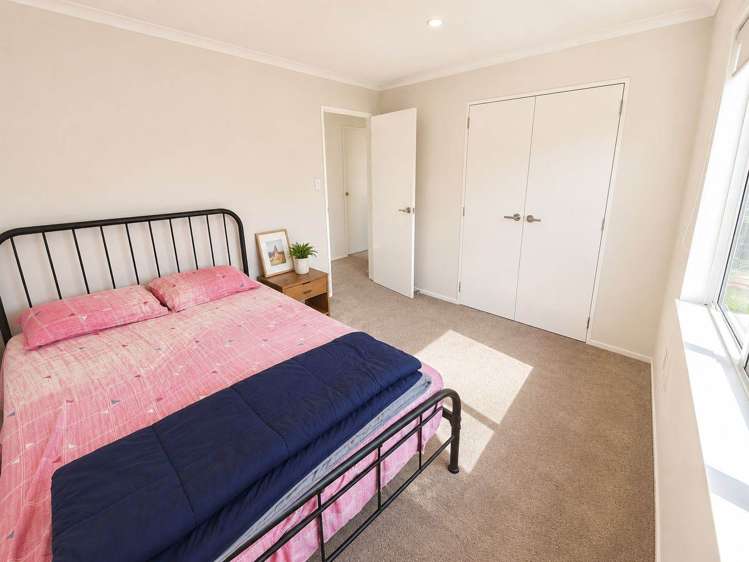 7 Papahou Lane Papatoetoe_11
