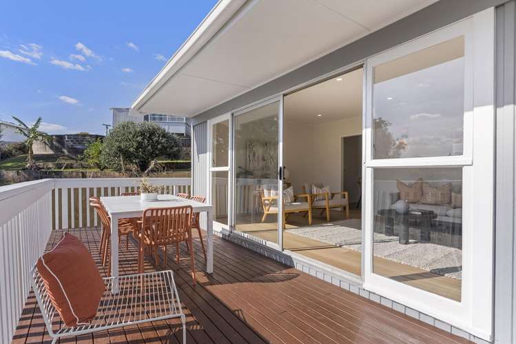 12 Kiernan Place Kelston_7