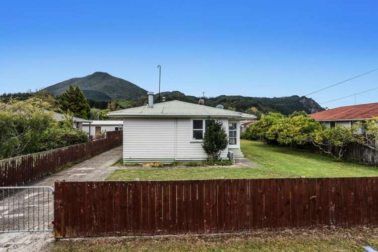 226 River Road Kawerau_12