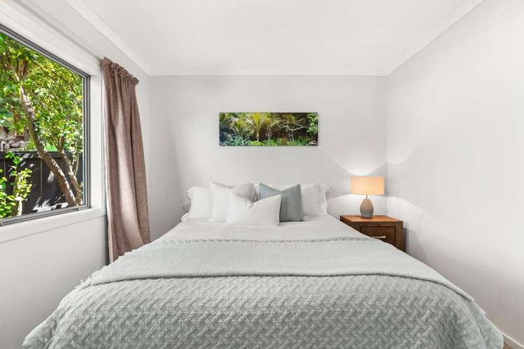 28 Magnolia Avenue Te Kamo_18