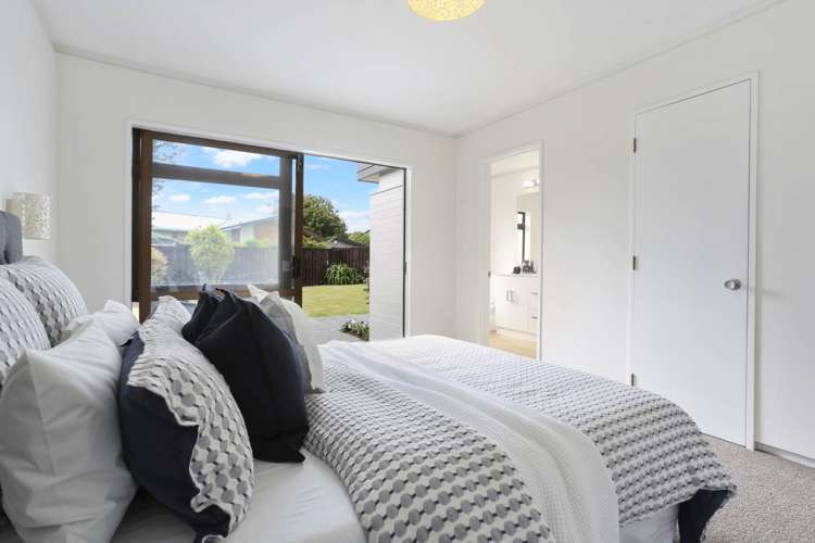 26 Kennedy Avenue Forrest Hill_12