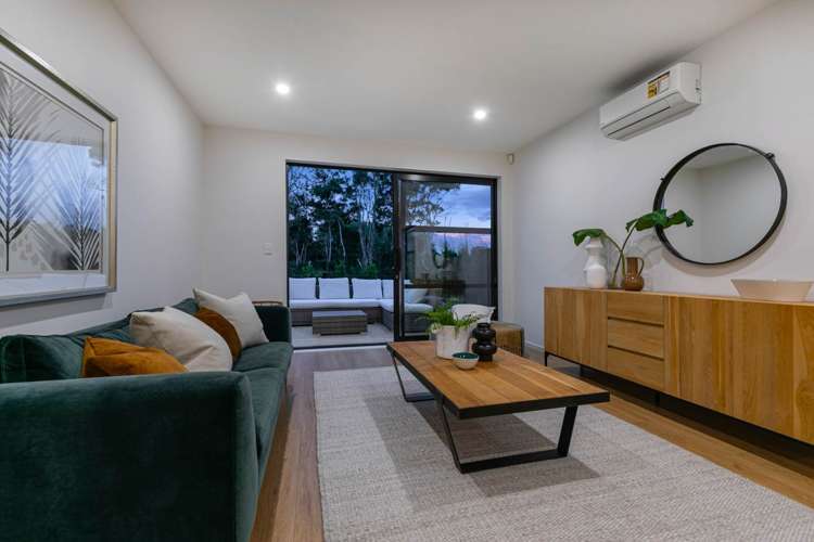 35 Sidwell Road Wainui_5