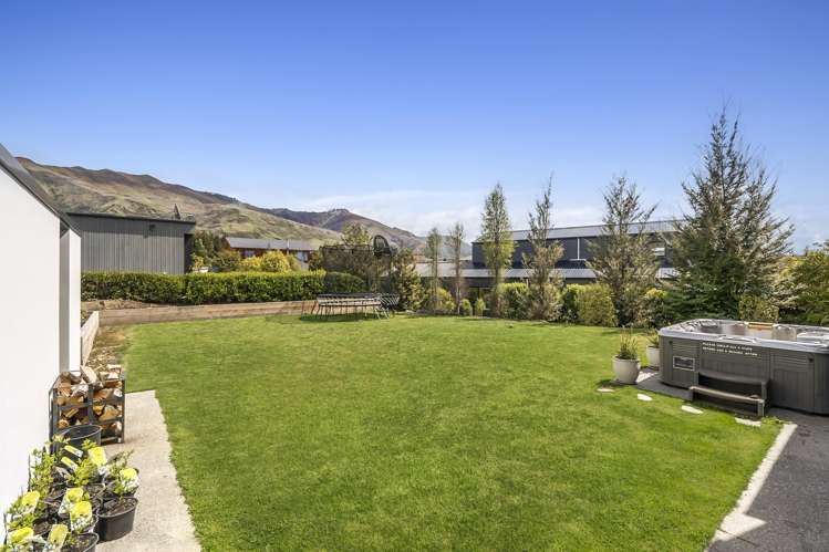 26 Stackbrae Avenue Wanaka_16