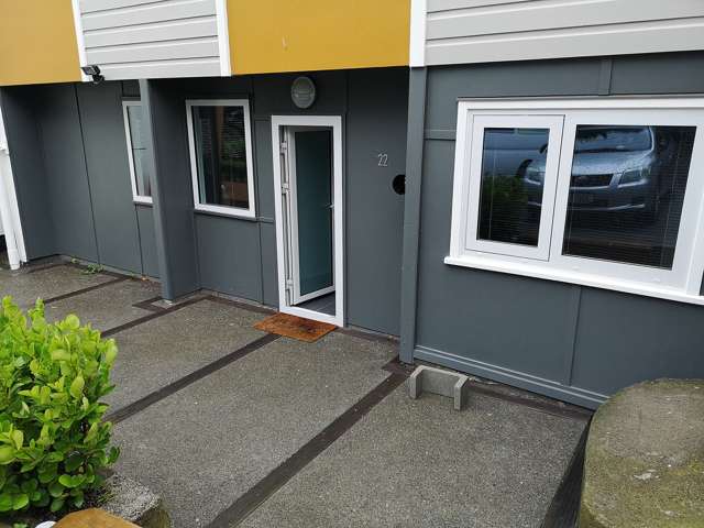 Centrally located 2BR Flat in Johnsonville