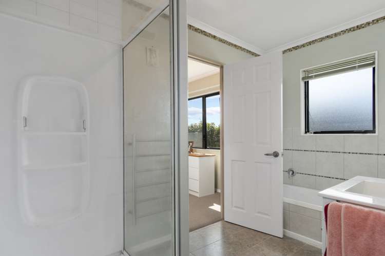 12 Aaron Place Brookfield_14