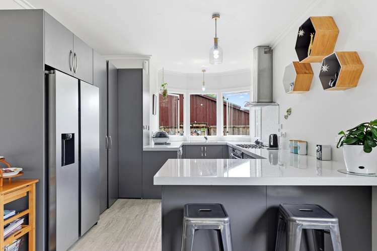 5 Oregon Crescent Glenview_1