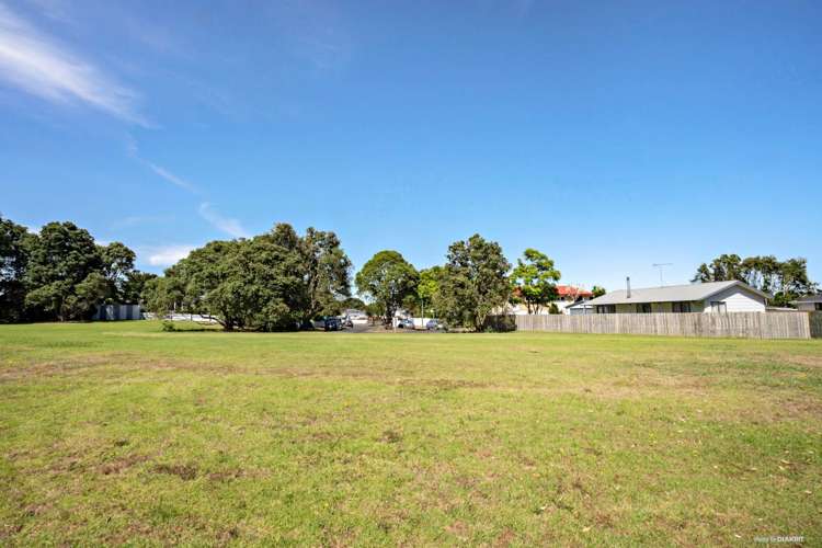 38 Seaward Place Wattle Downs_21